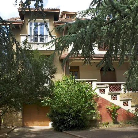Le Lyon 2*
