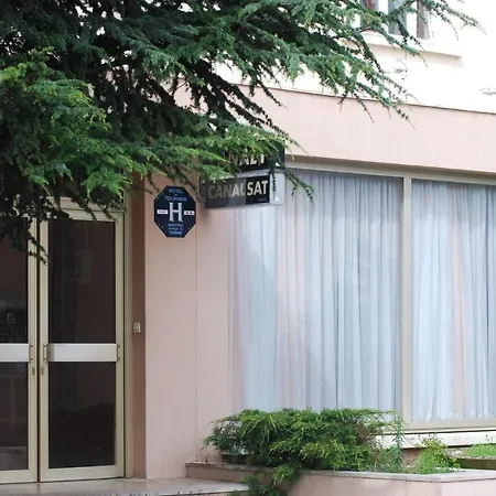 Hotel Le Lyon Bron